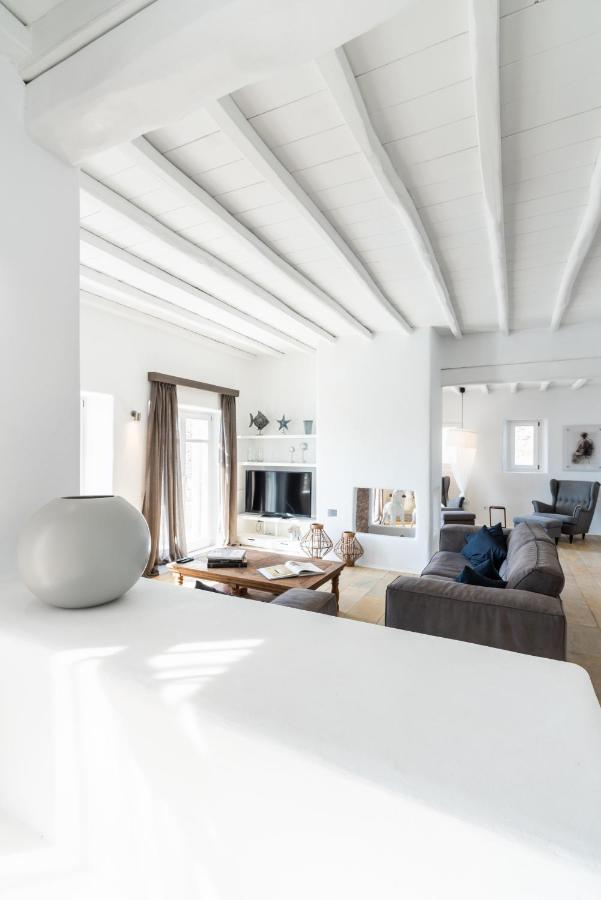 Artisti Mykonos * Agrari (Mykonos)